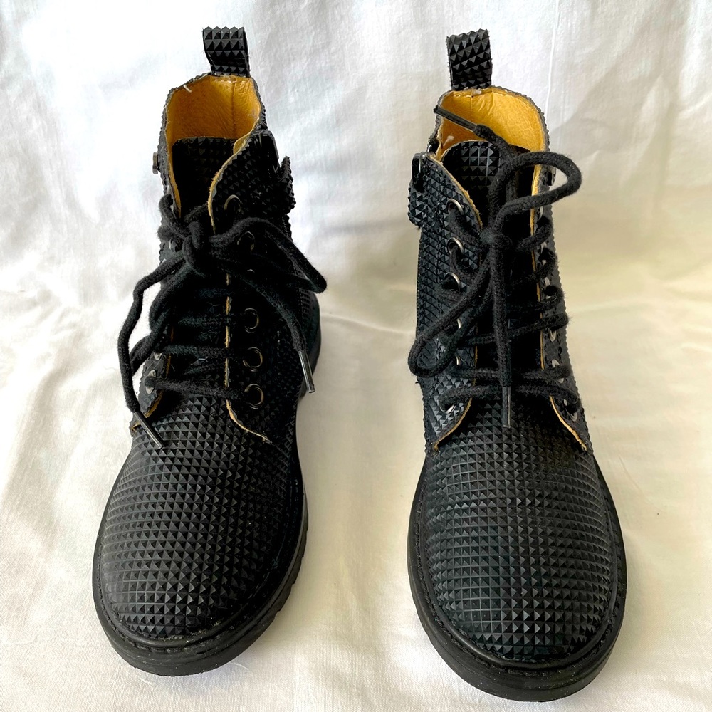 Naturino Combat boots 🥾 Black studded Faux leather laced & zipper ankle boots